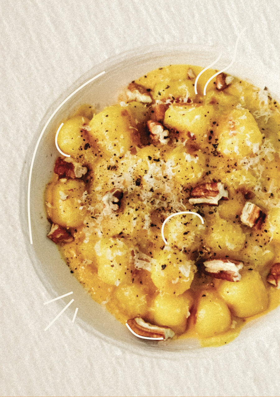 Pfannengerbratene Gnocchi mit Karottensauce